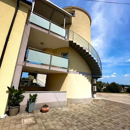 Silos Apartament Dajla