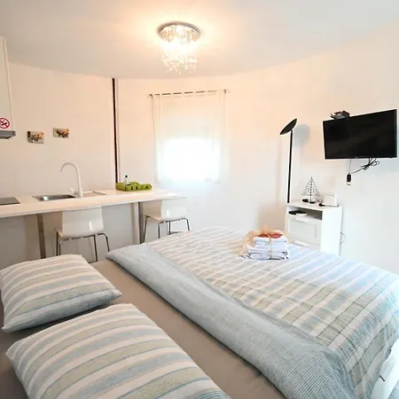 Silos Apartment Dajla