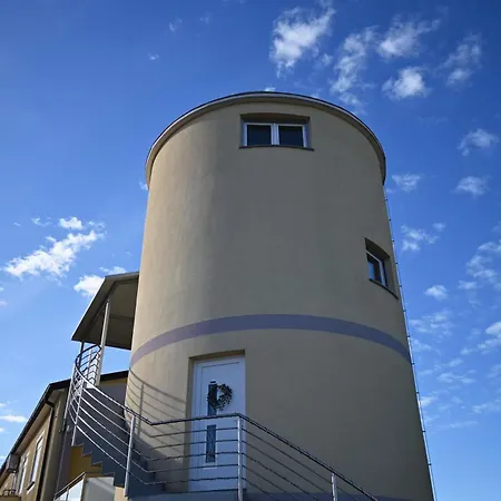 Silos Apartment